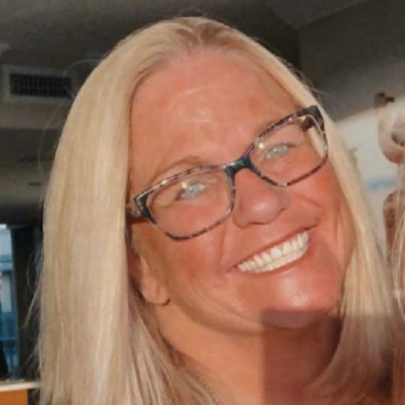 Meet the Posher Other - Meet your Posher, Erin